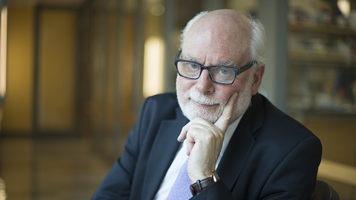 The UB awards an honorary doctorate to 2016 Nobel Prize awardee James Fraser Stoddart