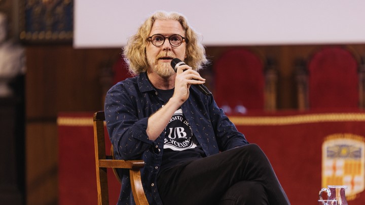 Durant l’acte, el cantautor islandès Halldór Már va explicar l’experiència que va viure en arribar a Catalunya com a estudiant, ara fa trenta anys.