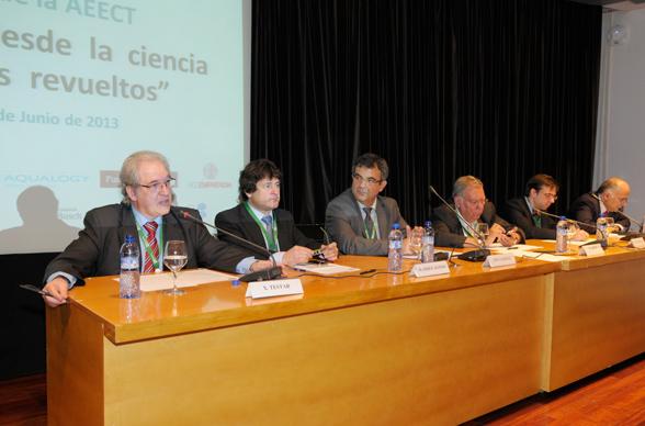 Una imatge de la taula presidencial del Simposi de l’Associació Espanyola d’Emprenedors Científics i Tecnològics (AEECT).