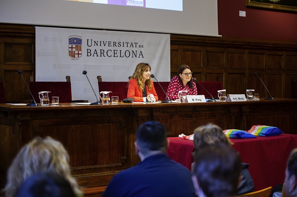 Montserrat Puig, vice-rector for Equal Opporttunities and Gender, giving a speech. 