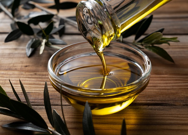 L’oli d’oliva verge extra és la font principal de greix de la dieta mediterrània.