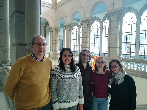 D'esquerra a dreta els investigadors de la UB Gustavo Egea, Nadia Castillo, Eduard Guasch, Montserrat Batlle i Anna-Maria Siegert.
