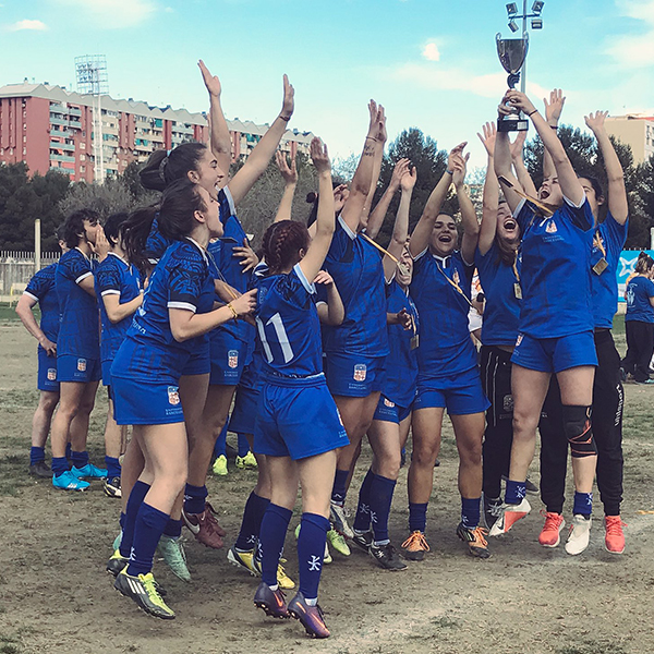 La selecció de rugbi 7 femení, campiona de Catalunya 2019.