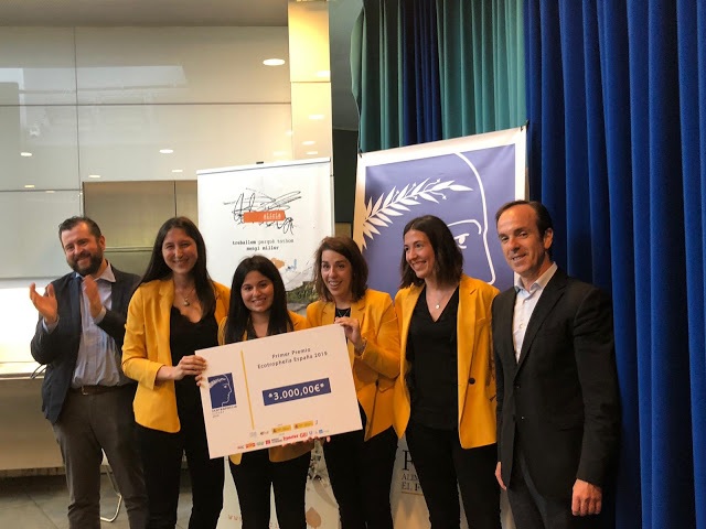 El treball de les estudiants del màster de Desenvolupament i Innovació d’Aliments de la UB ha rebut el primer premi del concurs Ecotrophelia Espanya 2019. 