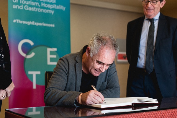 El reconegut cuiner Ferran Adrià va inaugurar, ahir, el curs acadèmic 2019-2020 del Campus CETT.