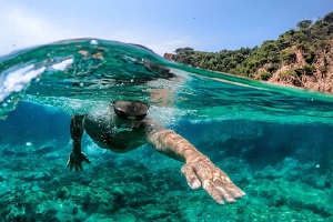 El lanzamiento del proyecto KAI se iniciará con el reto de recorrer a nado los 120 kilómetros del litoral de la Costa Brava. 