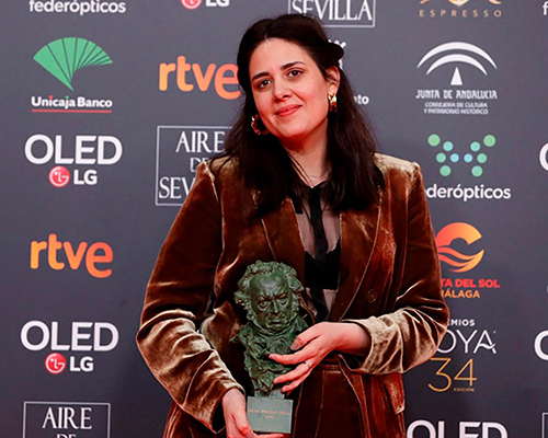 Belén Funes, Goya a la millor direcció novella per <i>La hija de un ladrón</i>.