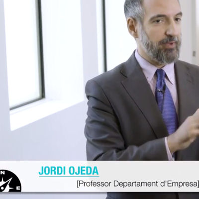 En el primer vídeo el professor Jordi Ojeda analitza el fet de disposar d’un horari d’estiu i d’un d’hivern.