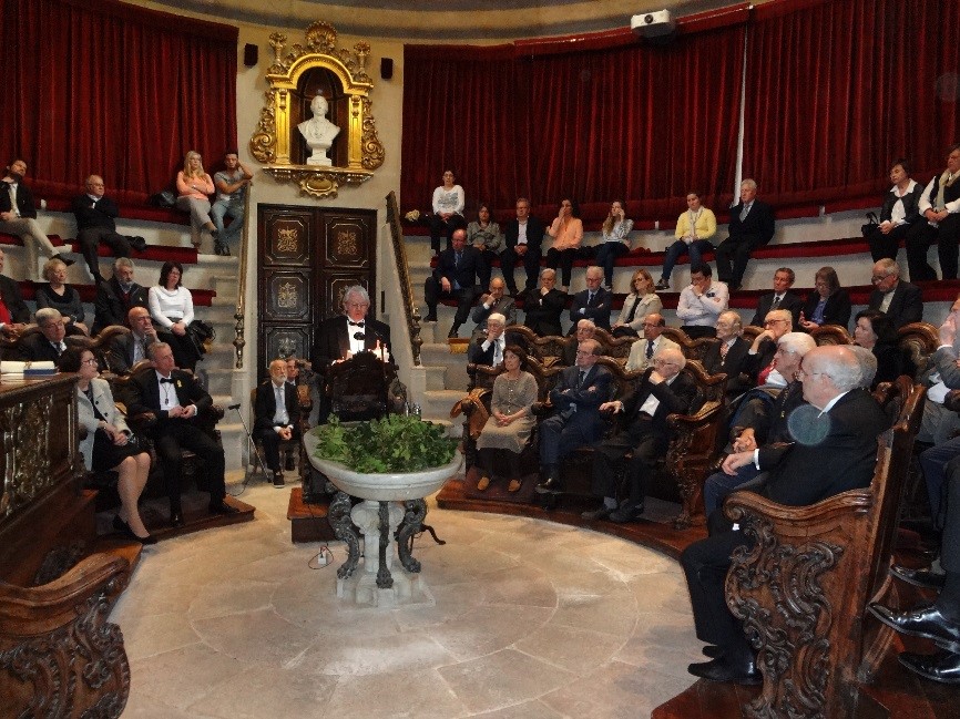  La recepció, on va tenir lloc el nomenament, es va realitzar diumenge 15 d’abril a la Reial Acadèmia de Medicina de Catalunya. Foto: RAMC