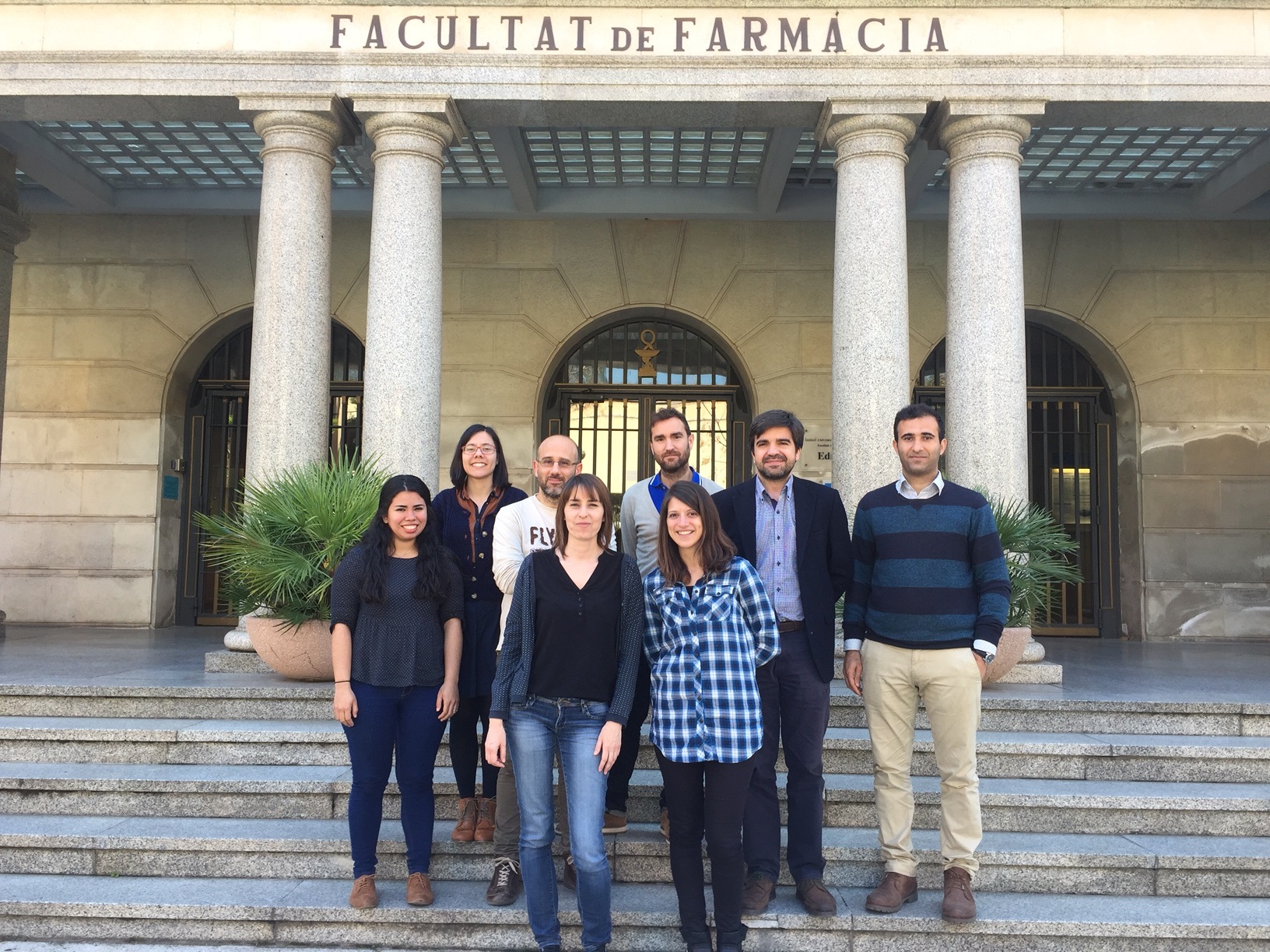 Investigadors de la Unitat de Farmacologia i Farmacognòsia de la Universitat de Barcelona.