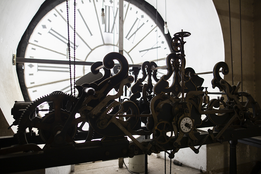 Mecanisme del rellotge del campanar, construït el 1881 a Barcelona pels Cabanyach, pare i fill. 